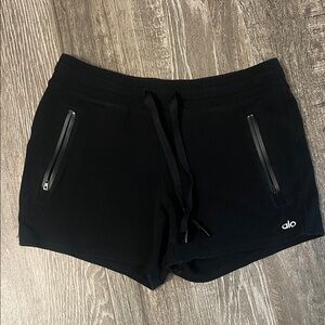 ALO Yoga Women's Black Shorts size Small